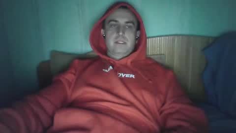Snapshot of johnoreon chatting on December 17, 10:01 am johnoreon online show from December 17, 10:01 am