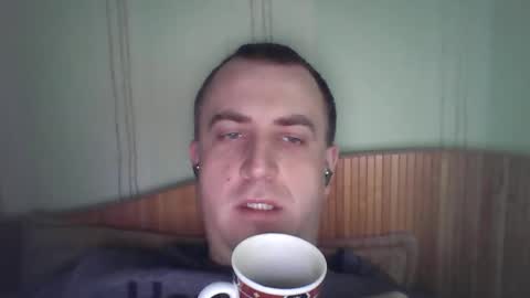 Snapshot of johnoreon chatting on March 2, 7:21 am johnoreon online show from March 2, 7:21 am