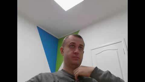 Snapshot of johnoreon chatting on February 16, 7:04 am johnoreon online show from February 16, 7:04 am
