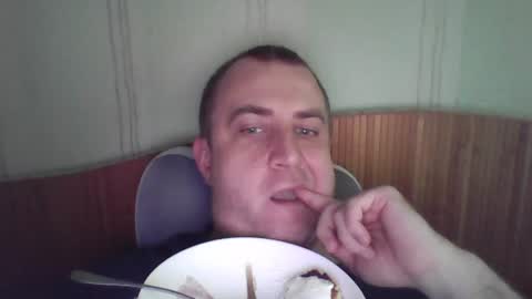 johnoreon online show from June 28, 6:19 am