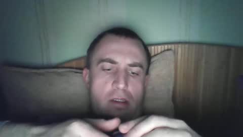 Snapshot of johnoreon chatting on December 4, 10:13 am johnoreon online show from December 4, 10:13 am