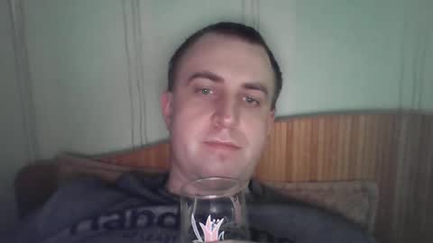 Snapshot of johnoreon chatting on March 10, 9:56 am johnoreon online show from March 10, 9:56 am