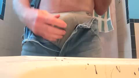 Snapshot of johnp7770 chatting on January 1, 5:00 pm johnp7770 online show from January 1, 5:00 pm