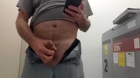 Snapshot of johnp7770 chatting on September 25, 4:39 pm johnp7770 online show from September 25, 4:39 pm