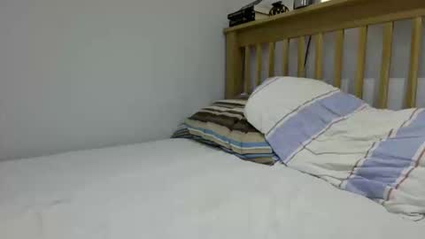 Snapshot of johnsmith198588541 chatting on September 30, 7:57 am John online show from September 30, 7:57 am