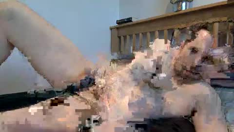 Snapshot of johnsmith198588541 chatting on October 25, 3:58 pm John online show from October 25, 3:58 pm