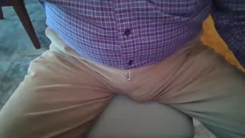 Snapshot of johnxxx549 chatting on January 21, 1:17 pm johnxxx549 online show from January 21, 1:17 pm