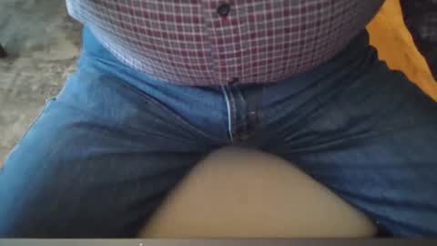 Snapshot of johnxxx549 chatting on March 11, 12:06 pm johnxxx549 online show from March 11, 12:06 pm