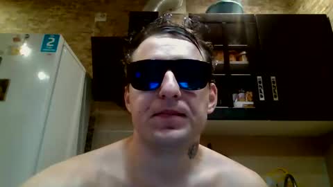 Snapshot of johny_hurdman27 chatting on October 30, 1:01 pm johny27 online show from October 30, 1:01 pm