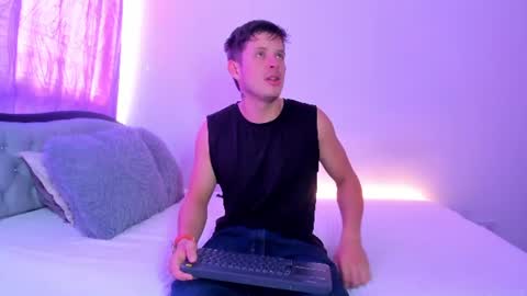 johnycooper08 online show from June 22, 1:48 pm