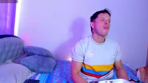 johnycooper08 online show from June 18, 5:18 pm