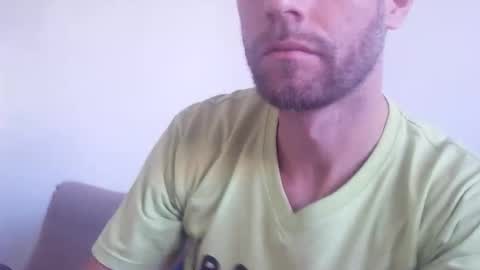 Snapshot of jojo19844 chatting on September 27, 9:40 am jojo19844 online show from September 27, 9:40 am