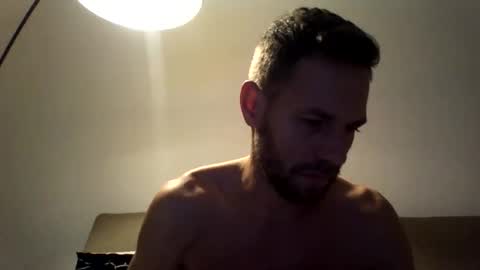 Snapshot of jojo19844 chatting on October 10, 7:51 pm jojo19844 online show from October 10, 7:51 pm
