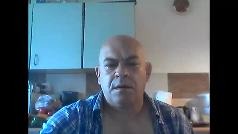 jolmasz30 online show from April 28, 4:06 am