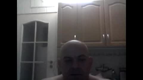 Snapshot of jolmasz30 chatting on February 18, 1:43 am jolmasz30 online show from February 18, 1:43 am