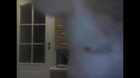 Snapshot of jolmasz30 chatting on February 19, 1:51 am jolmasz30 online show from February 19, 1:51 am