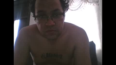 Snapshot of jon323th chatting on October 26, 6:21 pm jon323th online show from October 26, 6:21 pm