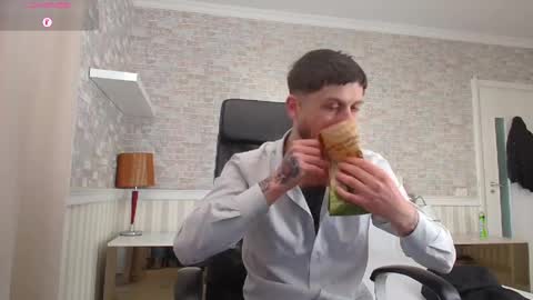 JonahShaw online show from April 27, 4:42 am