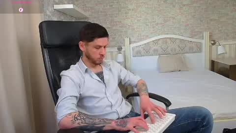 JonahShaw online show from May 4, 5:20 am