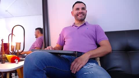 Snapshot of jonas_beard1 chatting on December 13, 8:15 pm JONAS BEARD online show from December 13, 8:15 pm