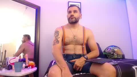  JONAS BEARD  online show from November 29, 8:22 pm