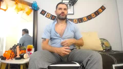  JONAS BEARD  online show from October 23, 6:11 pm