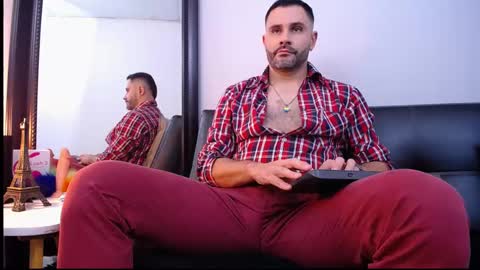 Snapshot of jonas_beard1 chatting on February 21, 7:43 pm JONAS BEARD online show from February 21, 7:43 pm