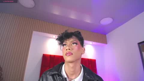 Jonas  online show from April 26, 5:05 am