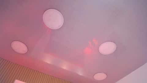 Jonas  online show from April 27, 5:15 am