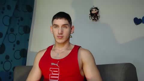 Snapshot of jonathancast08 chatting on December 15, 10:48 pm jonathancast08 online show from December 15, 10:48 pm