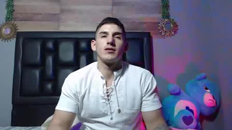 Snapshot of jonathancast08 chatting on January 27, 12:12 am jonathancast08 online show from January 27, 12:12 am