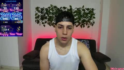 Snapshot of jonathanjoestar_ chatting on January 2, 8:02 pm Instagram jonathanfit14 online show from January 2, 8:02 pm