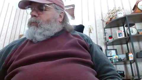 joncpics online show from February 16, 7:34 pm