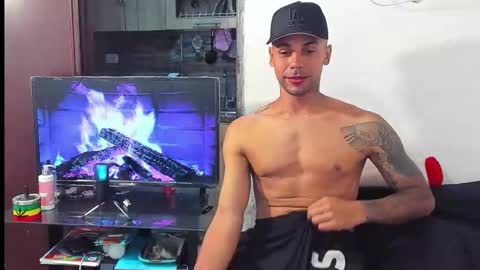 Allan jones online show from November 3, 4:09 pm