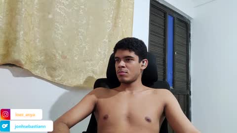 Snapshot of jonhsebastiann chatting on October 2, 6:50 am John online show from October 2, 6:50 am