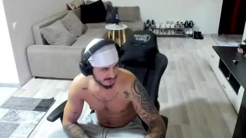 jonnyporn1 online show from January 12, 8:02 pm