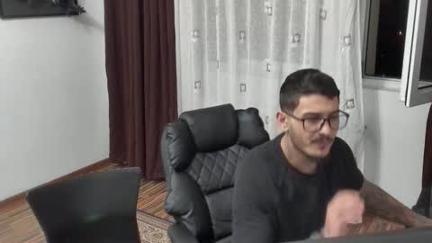 jonnyporn1 online show from December 3, 10:49 pm