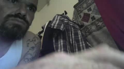 jonthanrayurias760 online show from May 12, 4:32 am
