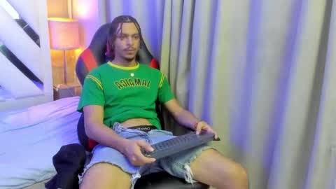 Snapshot of jordan_love7 chatting on October 16, 1:30 pm jordan online show from October 16, 1:30 pm