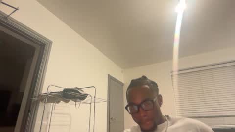 jordanmicheal834711 online show from June 24, 2:25 am