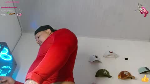 Snapshot of jordann_black_bigcock_ chatting on January 28, 7:00 pm online show from January 28, 7:00 pm