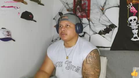 Snapshot of jordann_black_bigcock_ chatting on December 9, 5:35 pm online show from December 9, 5:35 pm