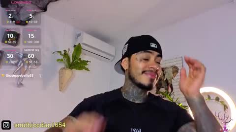 Jordan Smith online show from October 18, 8:36 pm