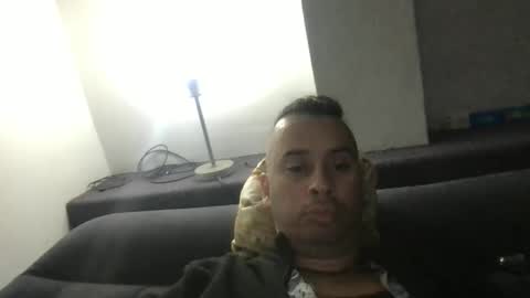 jose1234563 online show from April 10, 10:55 am