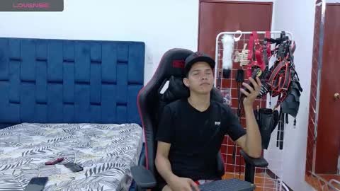 Snapshot of jose_rumbero91 chatting on October 4, 11:59 am jose_rumbero91 online show from October 4, 11:59 am
