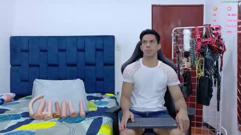 jose_rumbero91 online show from January 17, 11:57 am