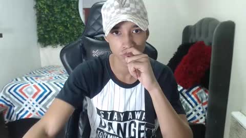 Snapshot of jose_sexycumm chatting on February 16, 6:54 pm jose_sexycumm online show from February 16, 6:54 pm