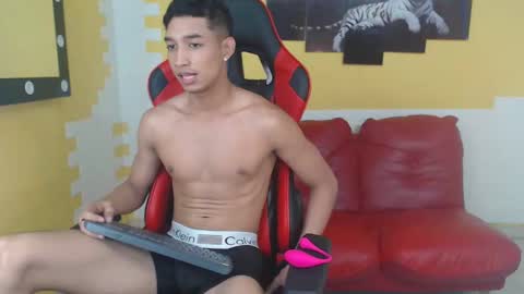 Snapshot of jose_sexycumm chatting on January 16, 9:40 pm jose_sexycumm online show from January 16, 9:40 pm