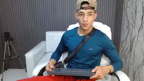 Snapshot of jose_sexycumm chatting on September 8, 7:13 pm jose_sexycumm online show from September 8, 7:13 pm