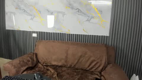 jose_tokens online show from September 25, 10:30 pm